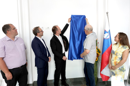 IVO LAH ODKITJE SPOMINSKE PLOŠČE 21 FOTO LJUBO VUKELIČ
